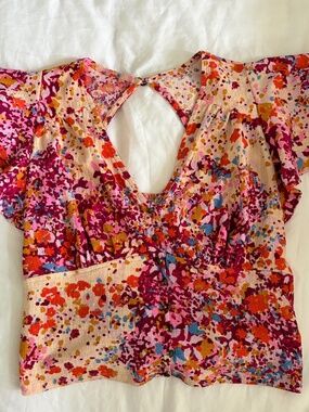 Flutter Short Sleeve Blouse